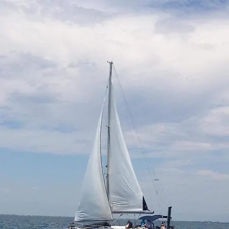 Ifestos Yachting Traveler - Halkidiki Båthotell *