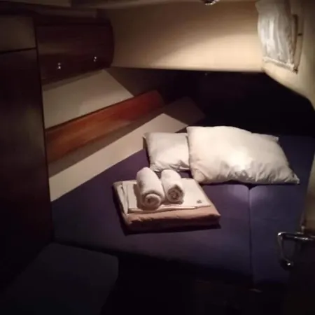 Båthotell Ifestos Yachting Traveler - Halkidiki *